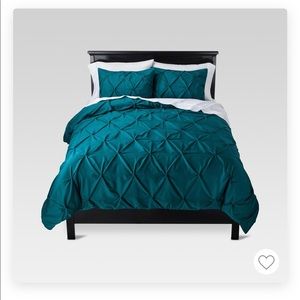 F/Q Teal Comforter + Shams